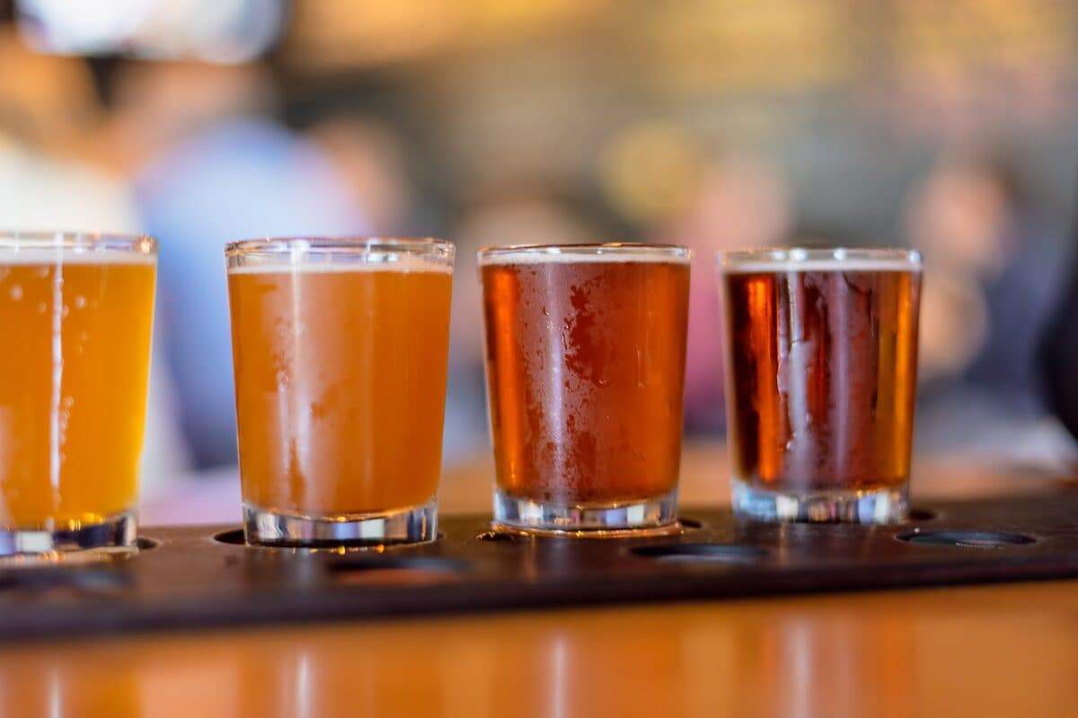 $12 pizza & pint special