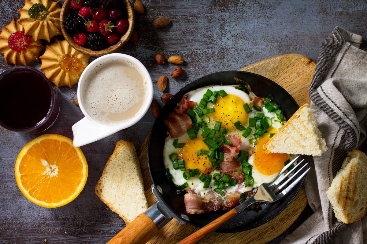 10% off breakfast buffet